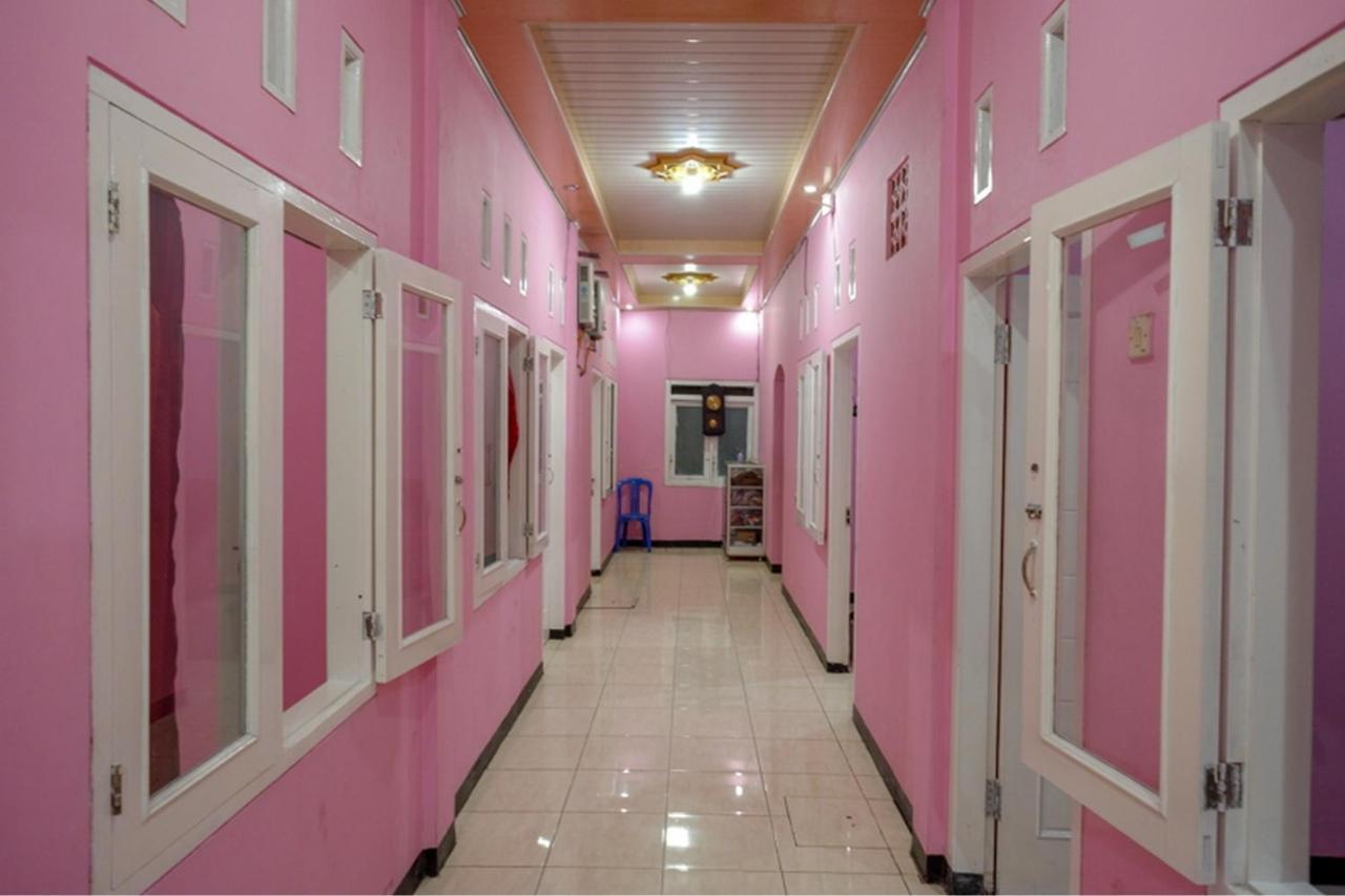 Reddoorz Syariah Near Telaga Warna Dieng Diyeng Ngoại thất bức ảnh