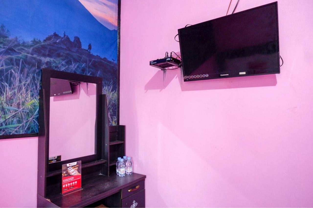 Reddoorz Syariah Near Telaga Warna Dieng Diyeng Ngoại thất bức ảnh